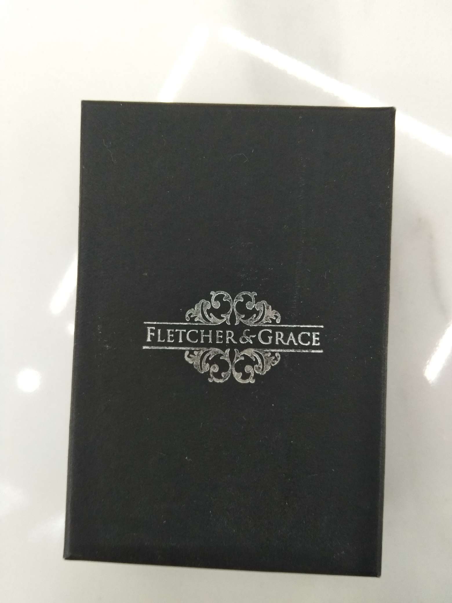 Manufacturers direct high - grade black cardboard hot silver jewelry box thumbnail