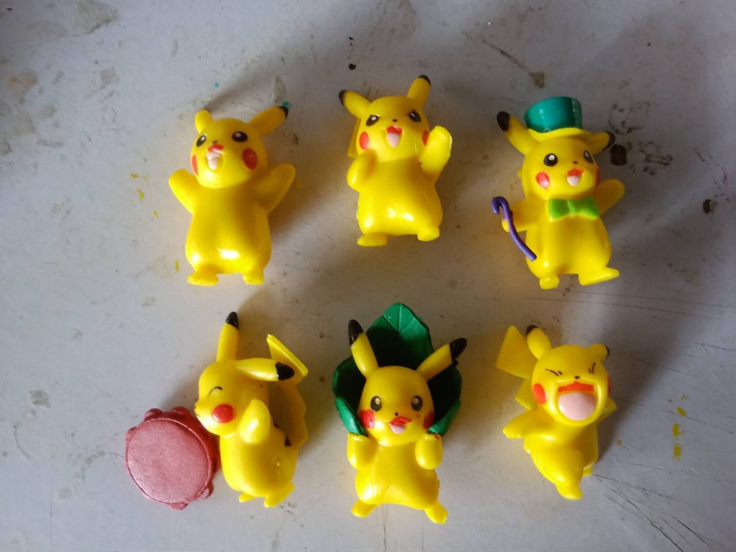 6款皮卡丘超可爱公仔 微景观摆件