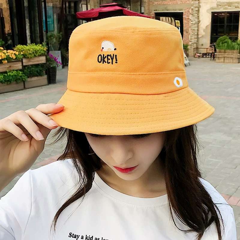 W01 Duckling hat