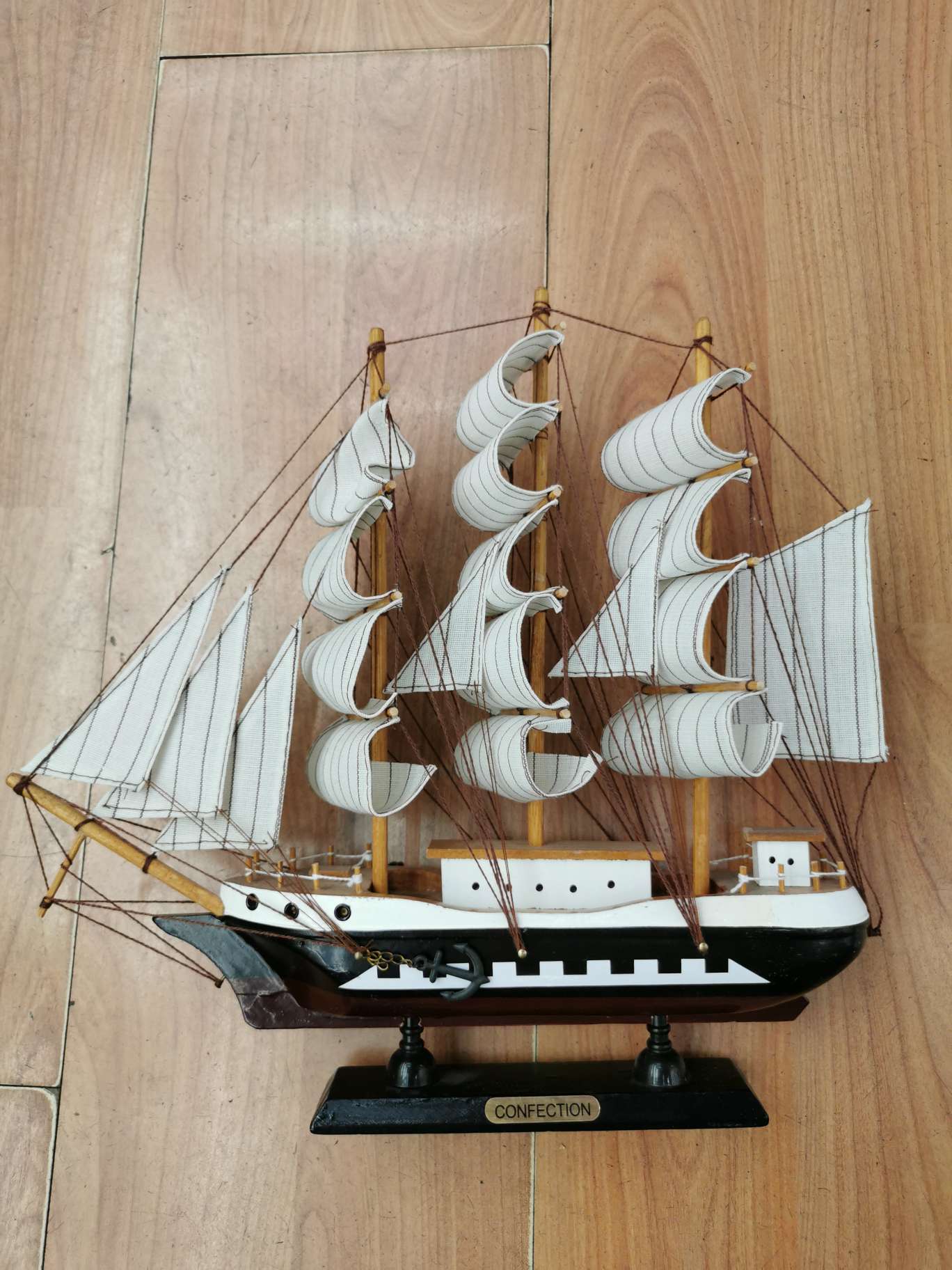 The sailboat 22 thumbnail