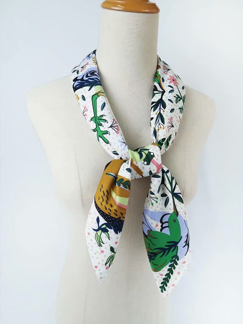 Large Square Scarf details Picture