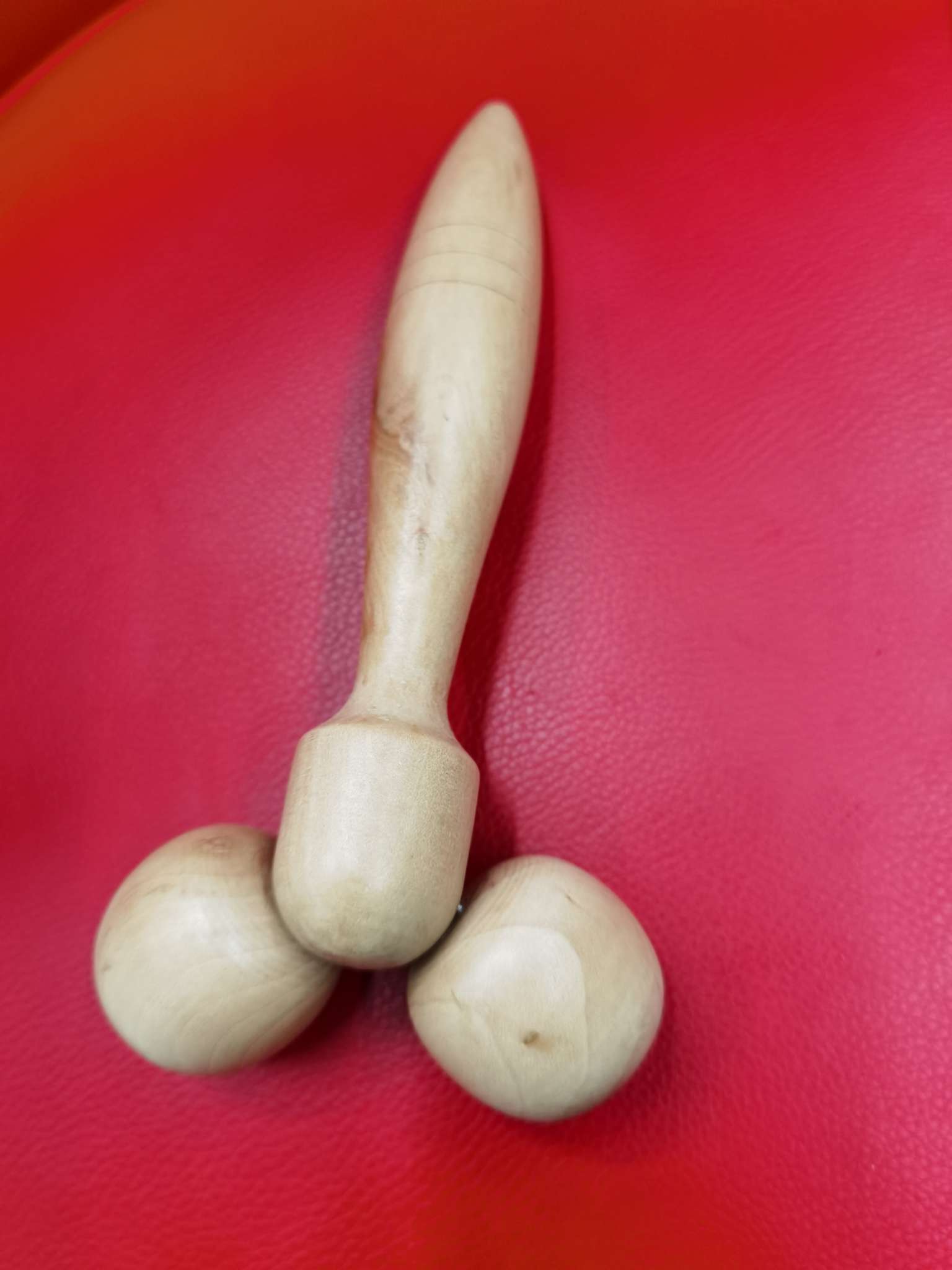 木二轮拉脸按摩器