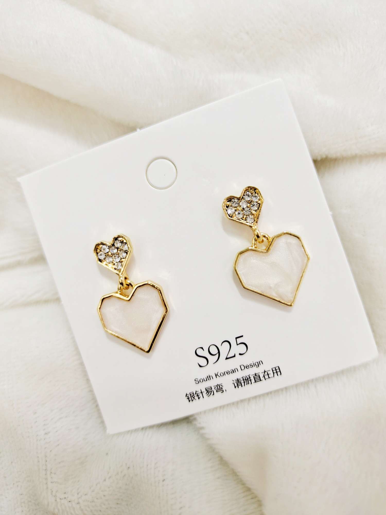 Heart-shaped earrings for women short small fresh silver needle anti-sensitivity network red earrings summer latest