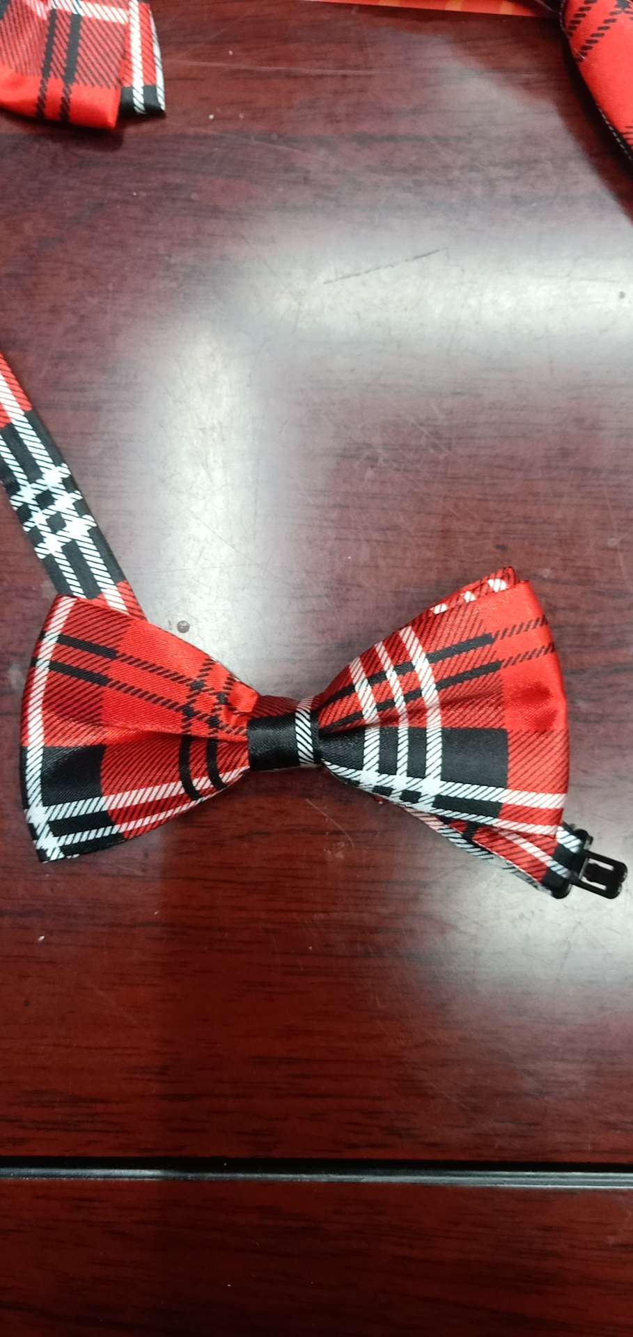Printed bow tie Specification image