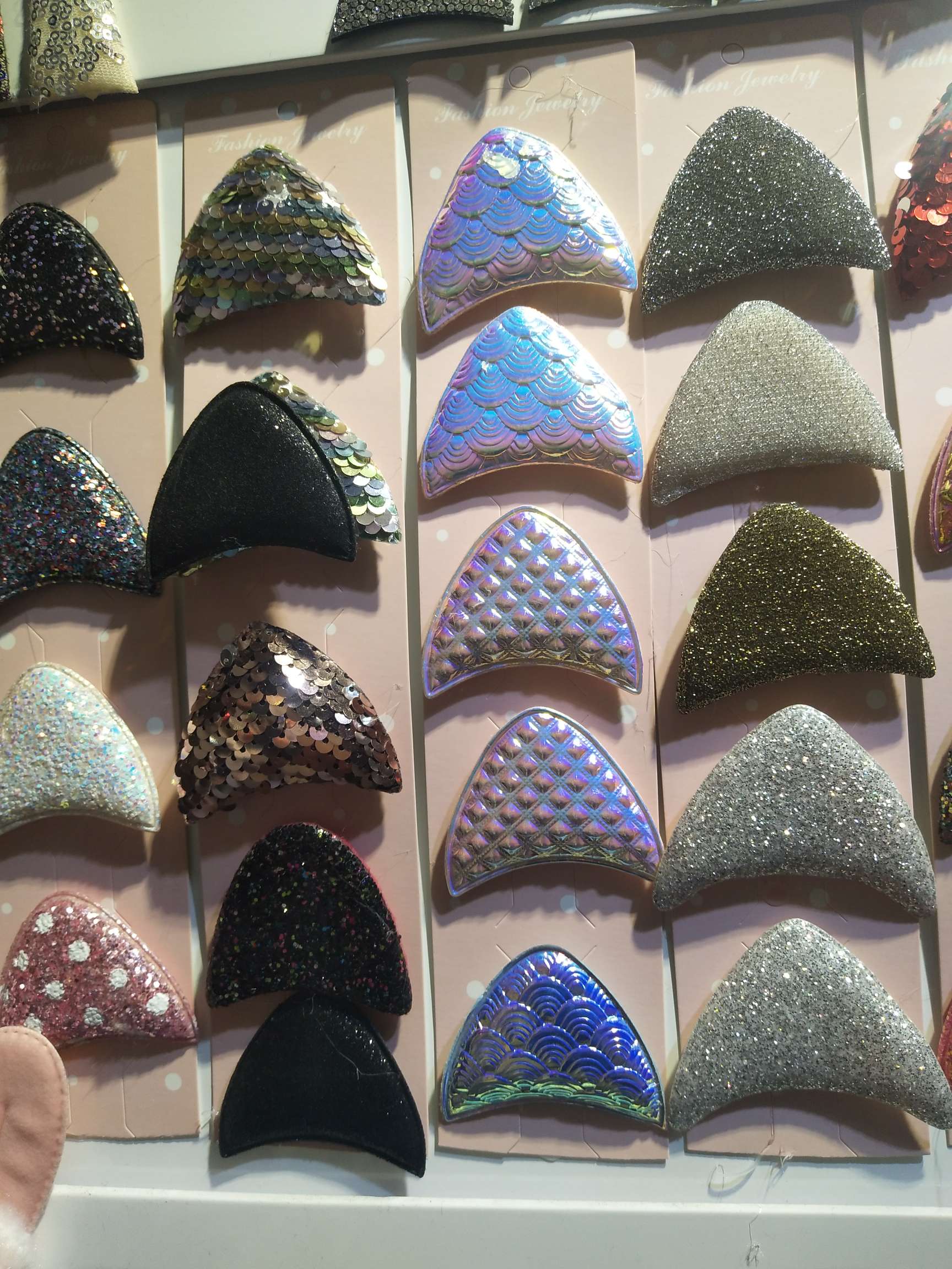 Cat Ears details Picture