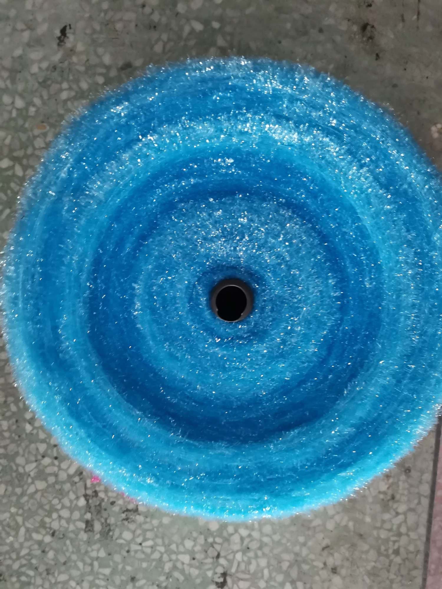 The dishcloth line is sky blue