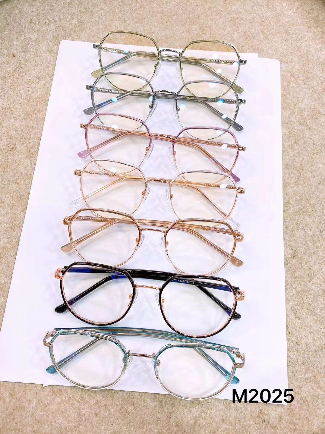 Frames from optician's specialty store 1