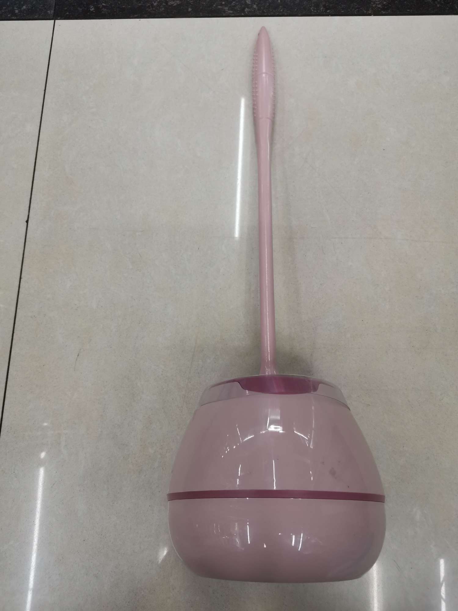 圆马桶刷产品图