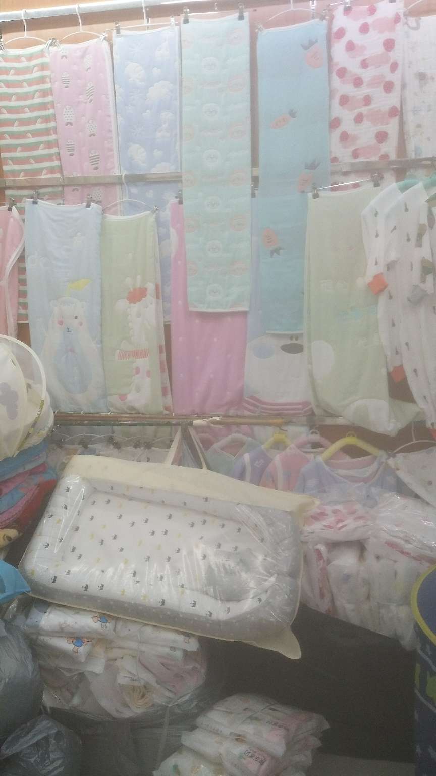 Yiwu Jiaobao Clothing Co., LTD describe pic - 2