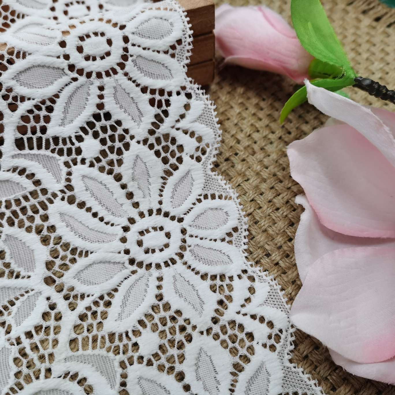 Spandex lace elastic lace lace Application Scenario