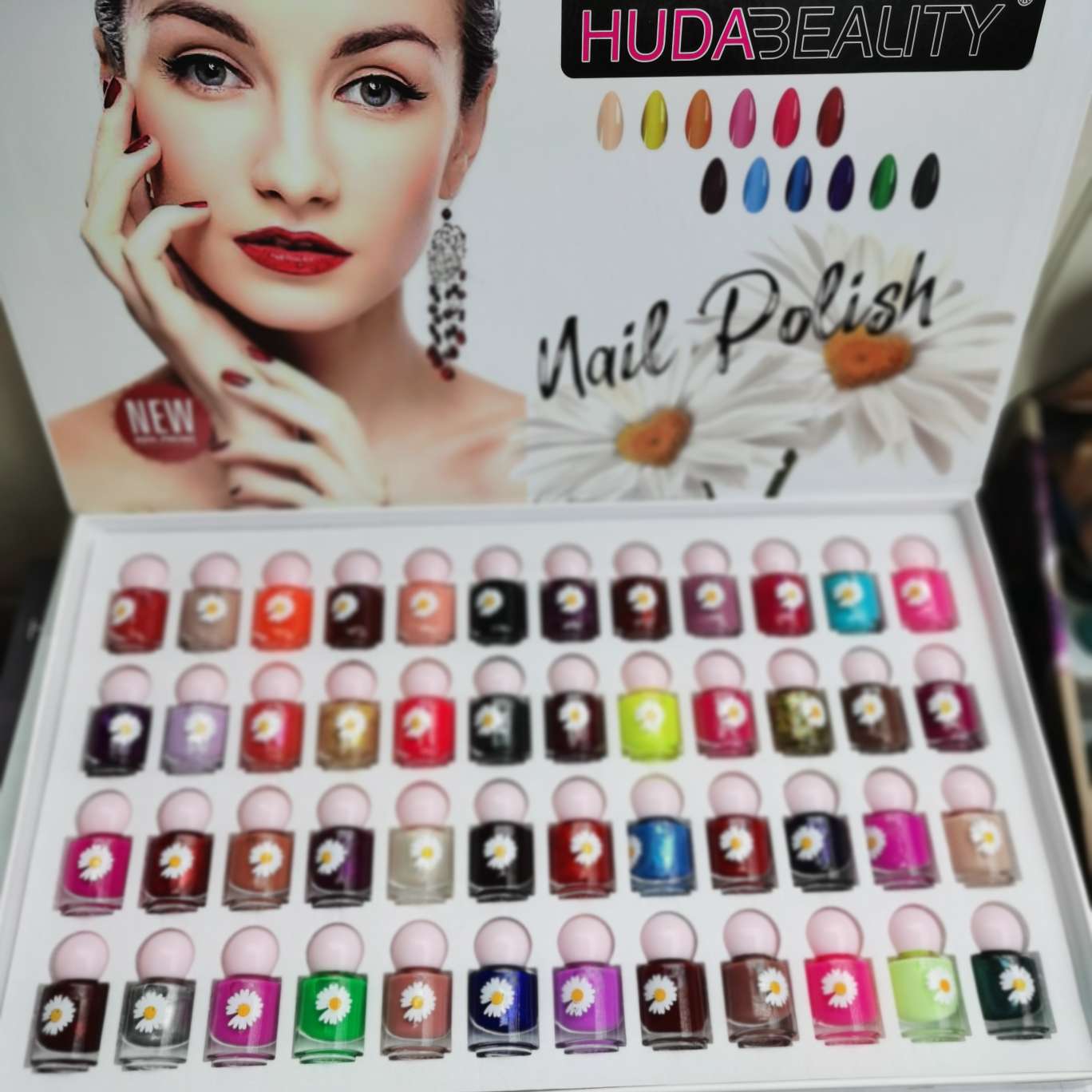 New HUDA3EALITY Daisy nail polish color shiny nail polish thumbnail