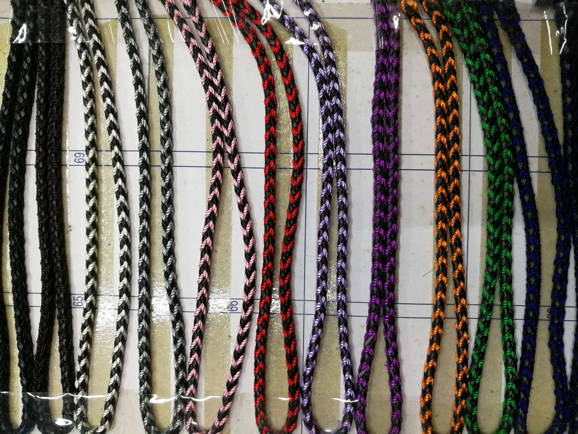 8 Strands Of Color Mixing