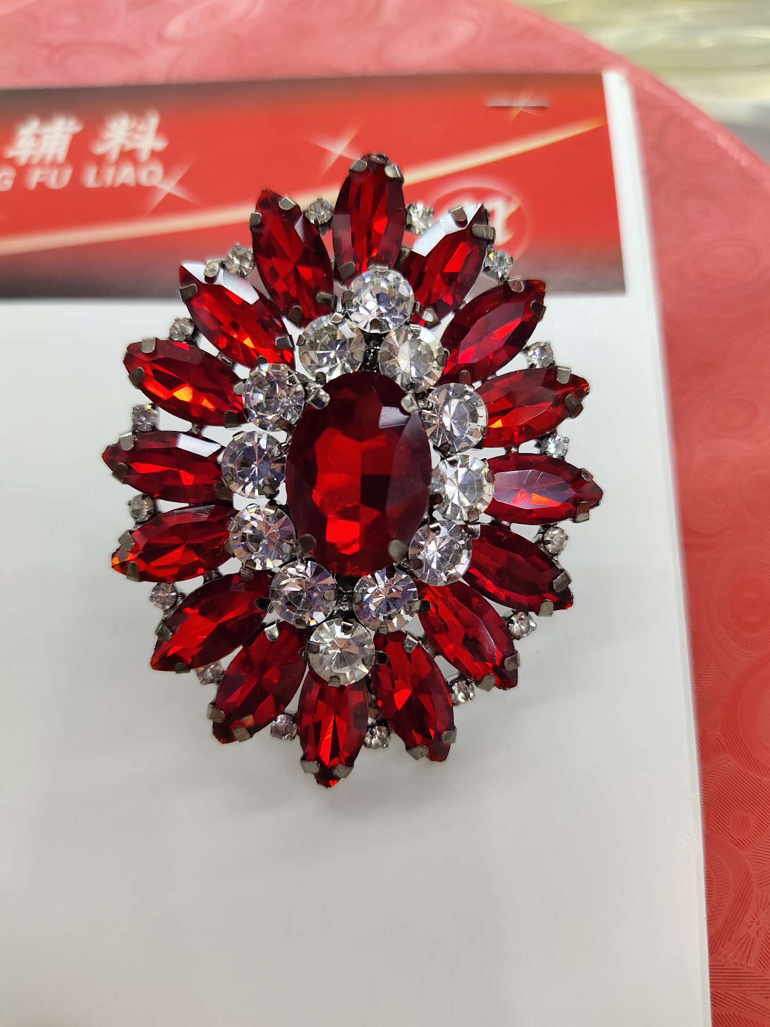 Corsage details Picture