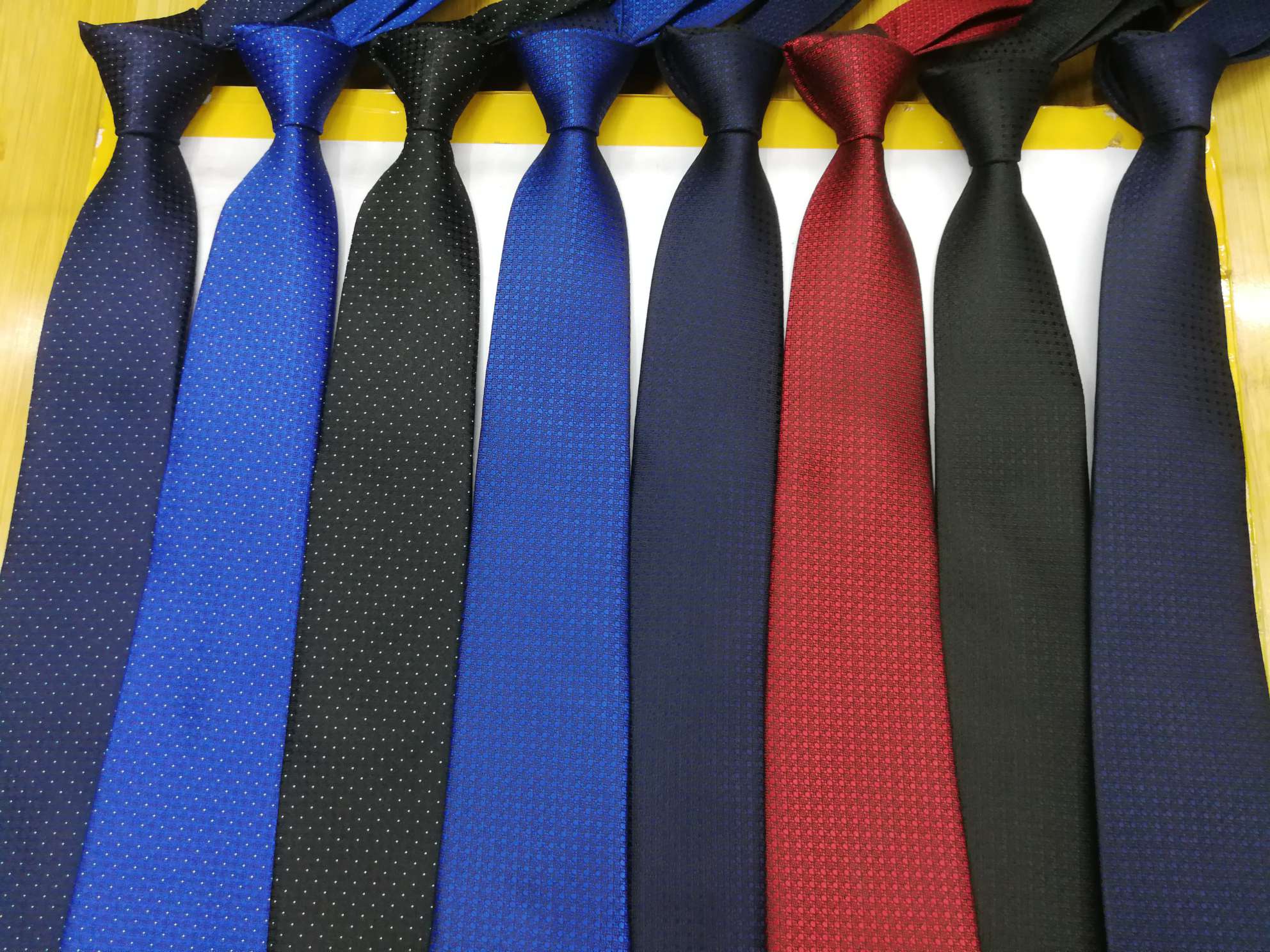 Casual tie Application Scenario