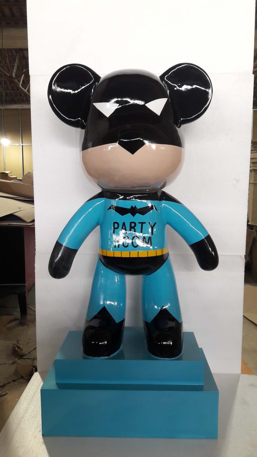 The small bear is 130*80*60 tall details Picture