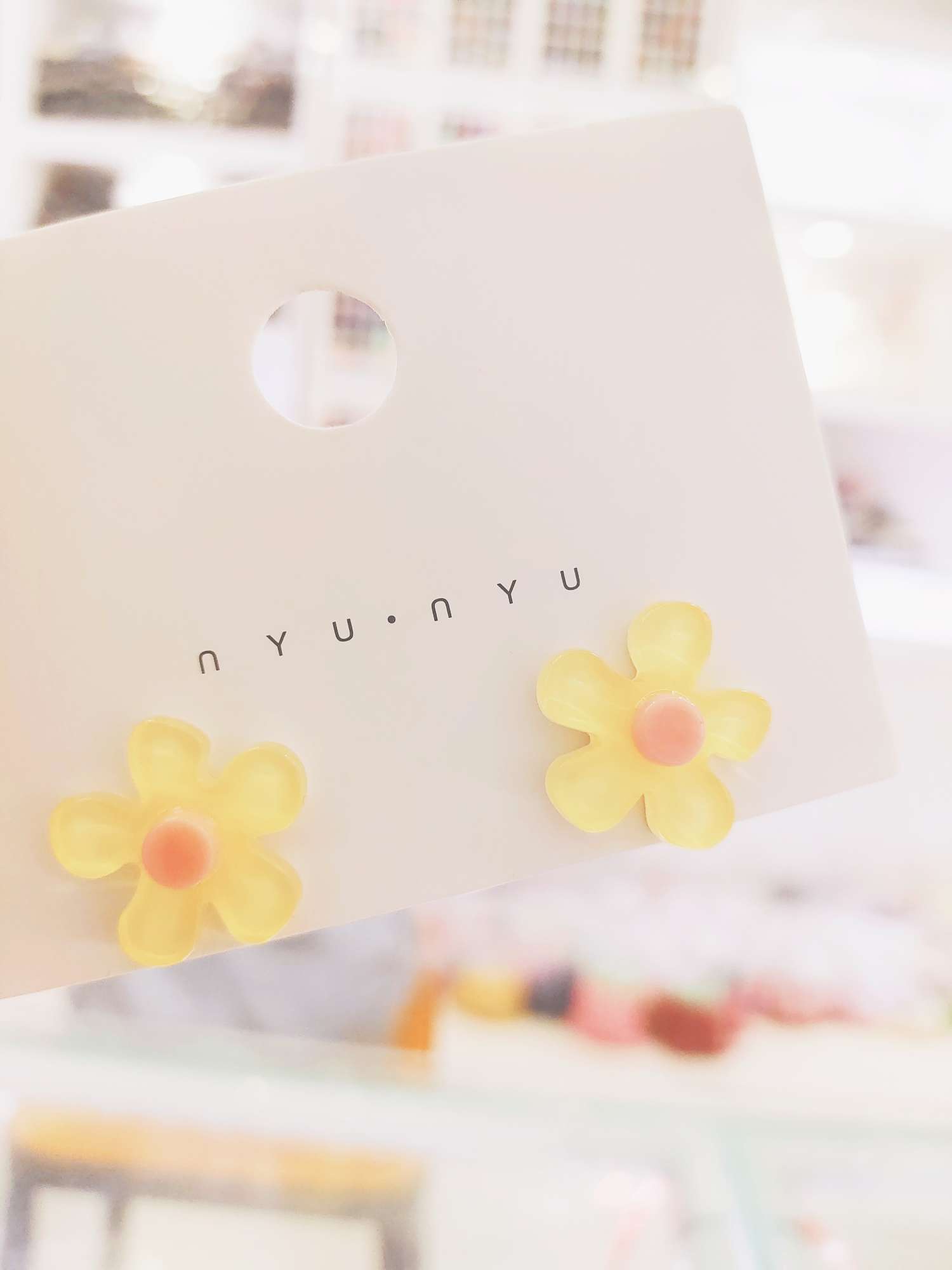 Five-petal flower stud earrings Application Scenario