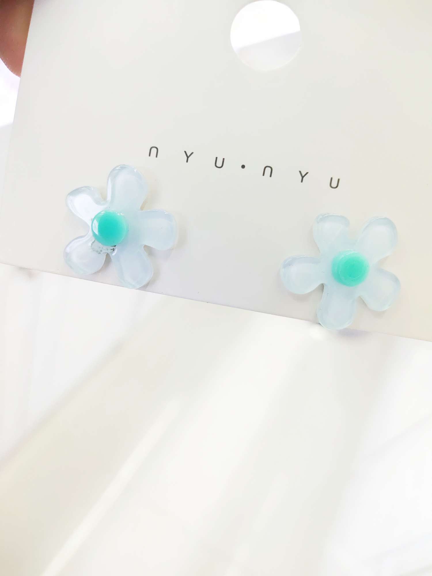 Five-petal flower stud earrings details Picture