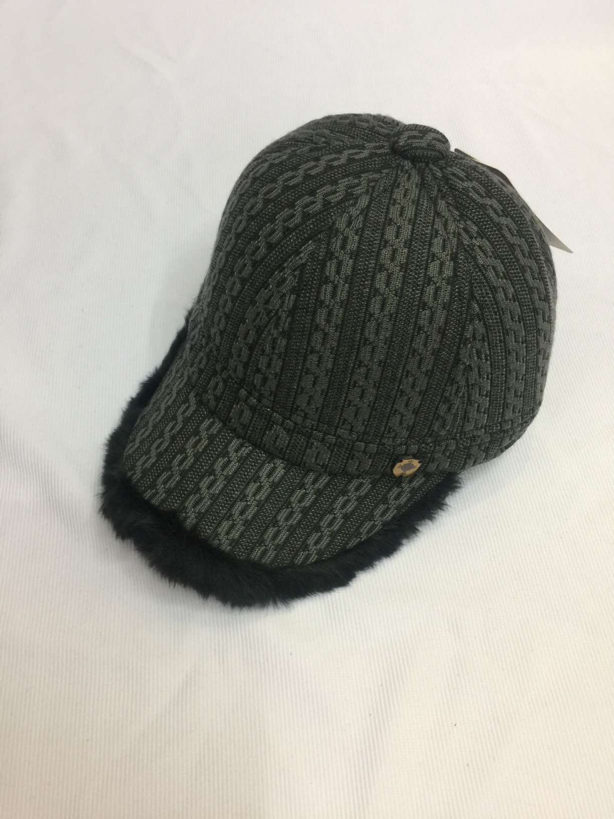 Baseball Cap With Wool And Fluffy undefined