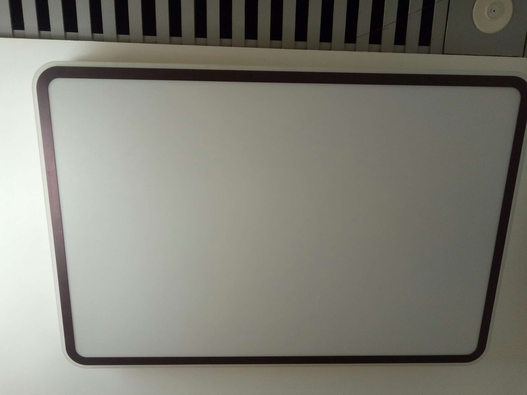 灯客厅灯现代灯北欧风格简约室内装饰美观卧室灯餐厅灯白底实物图