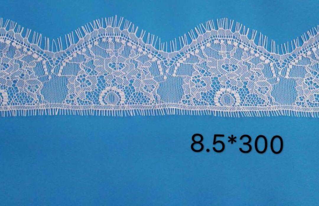 睫毛，一条3米。可以染色。黑白有现货，彩色定制！克重等其他事情可以单独咨询。