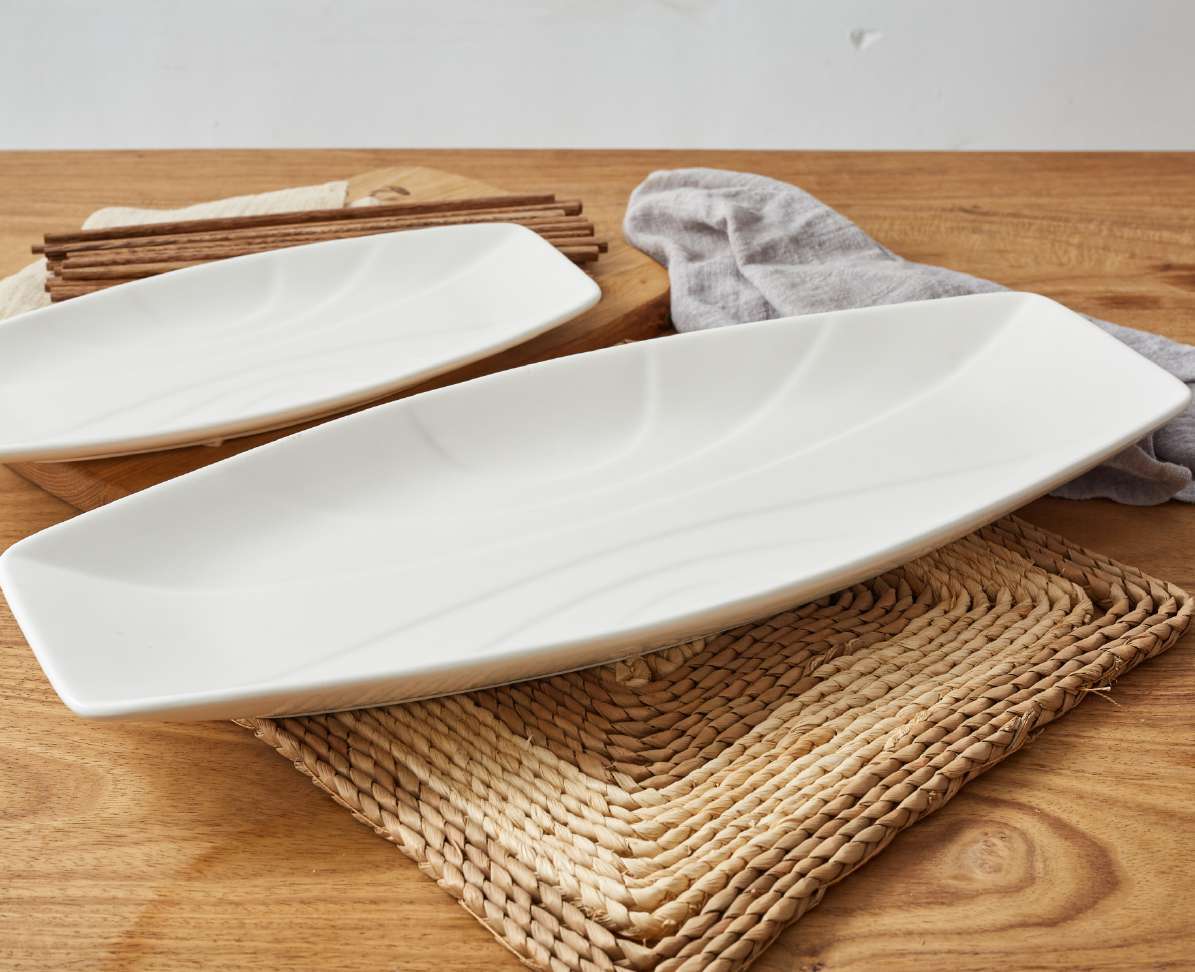 Boat Type Rainbow Plate 20 Inches