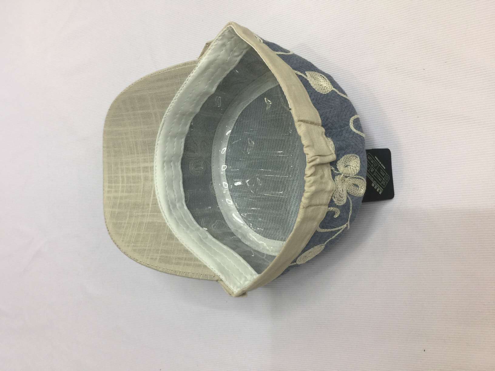 Embroidered Fashion Hat Application Scenario