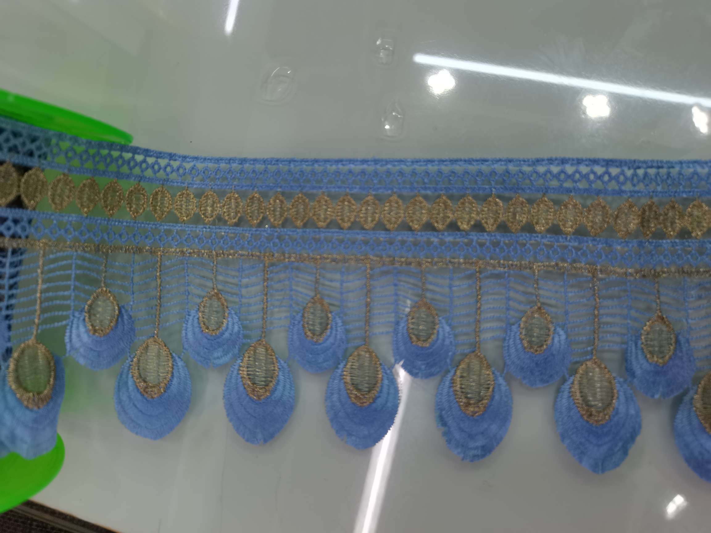 Gold thread and color thread lace embroidery in 2020 details Picture