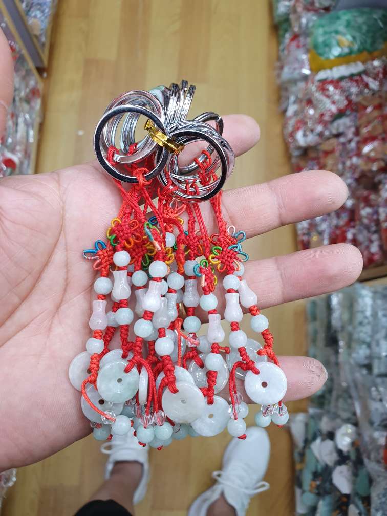 玉石挂件白底实物图