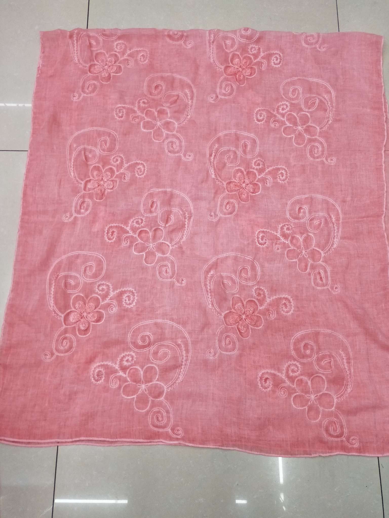 Stained Embroidered Headscarf 10 Item Picture