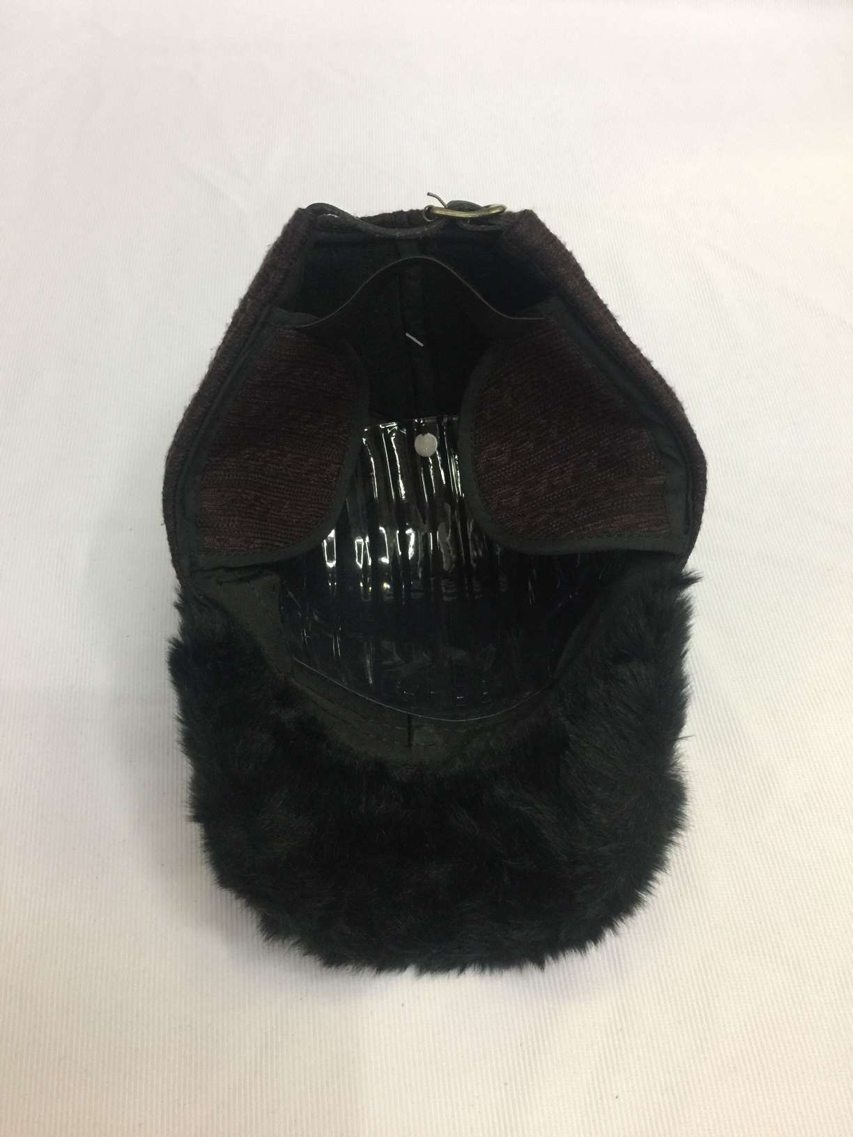 Baseball Cap With Wool And Fluffy Item Picture