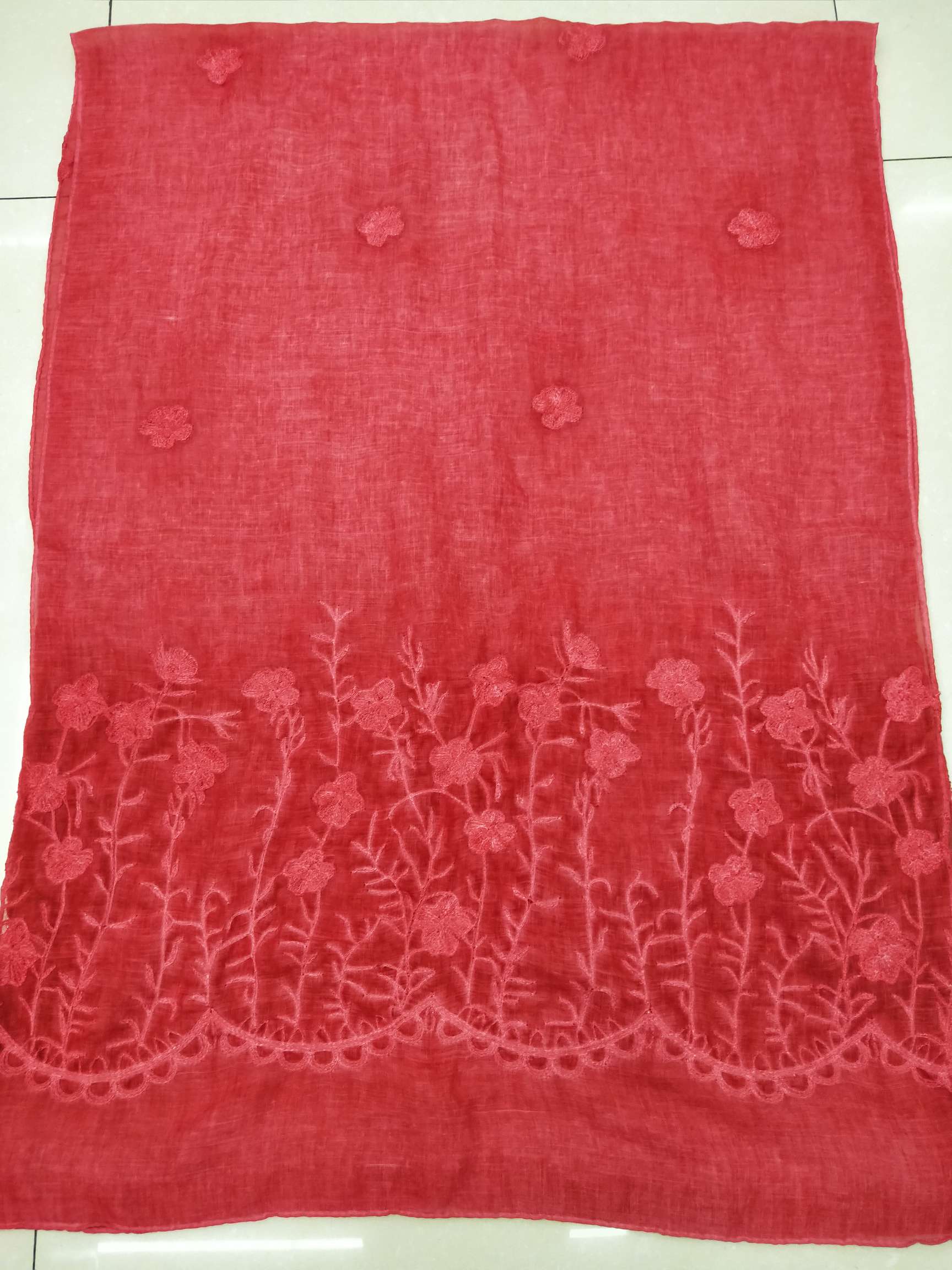 Stained Embroidered Scarf 13 Item Picture