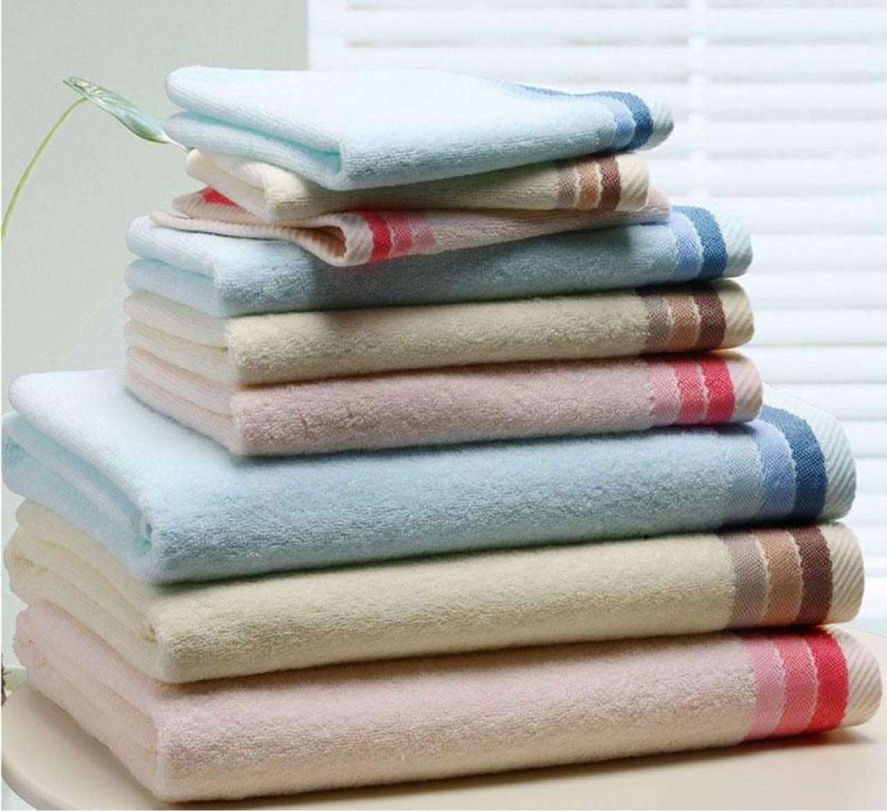 Small bath towel size 7