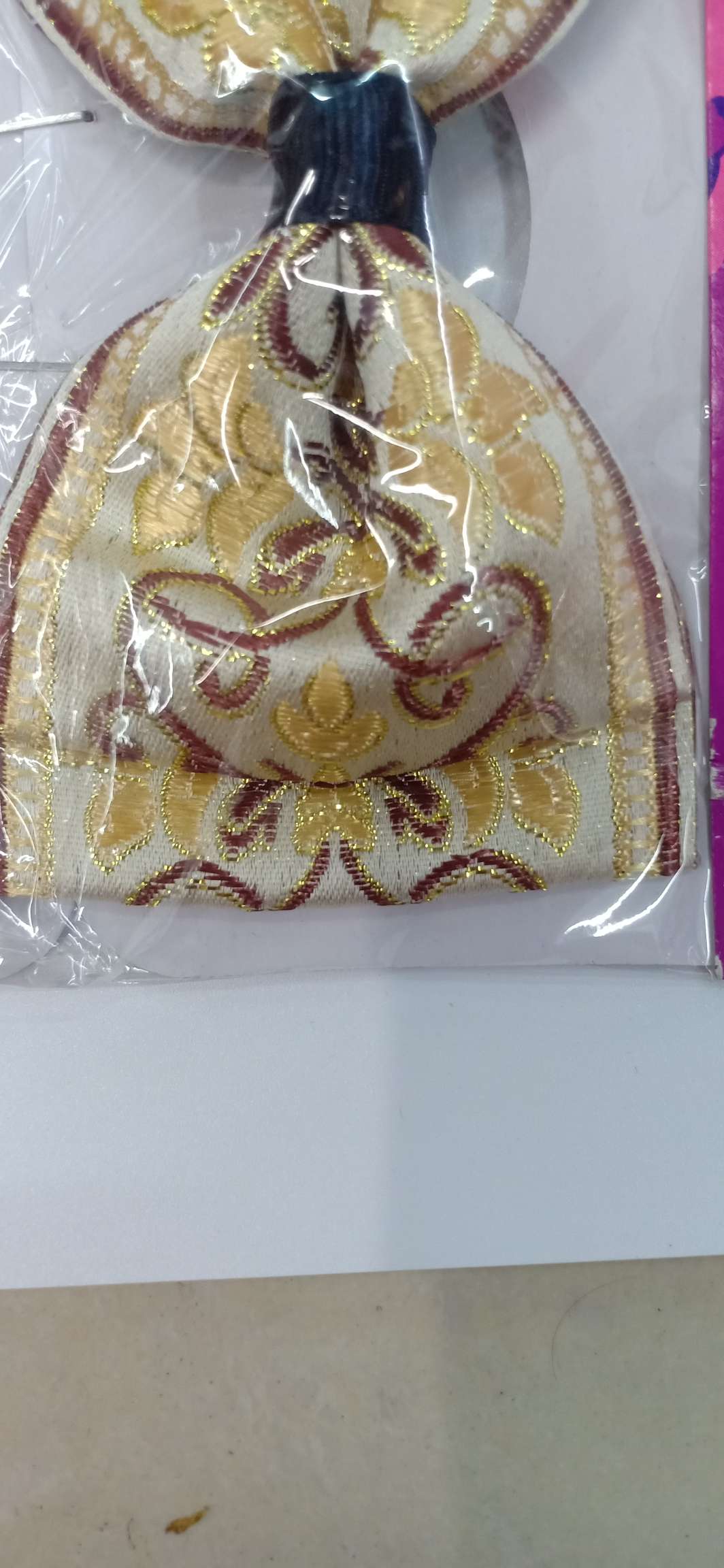 Yellow jacquard bow tie in ancient costume details Picture