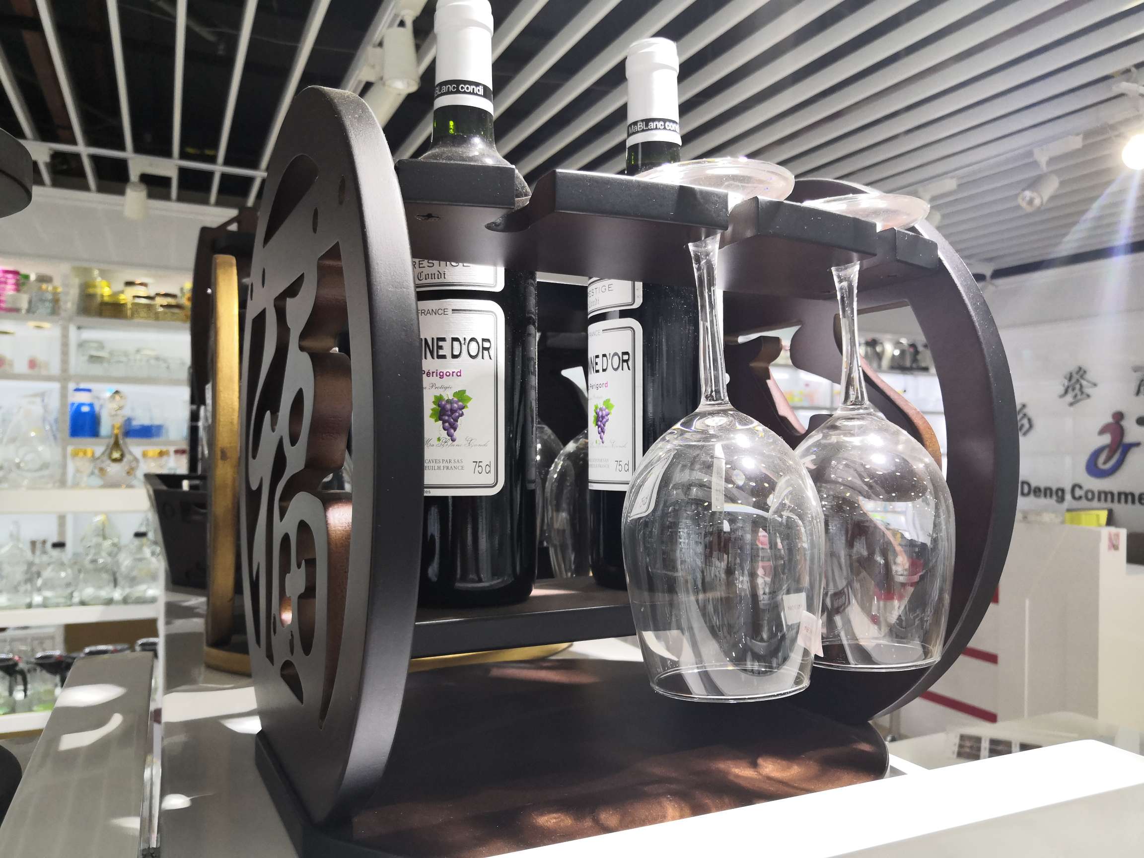 Family photo wine rack