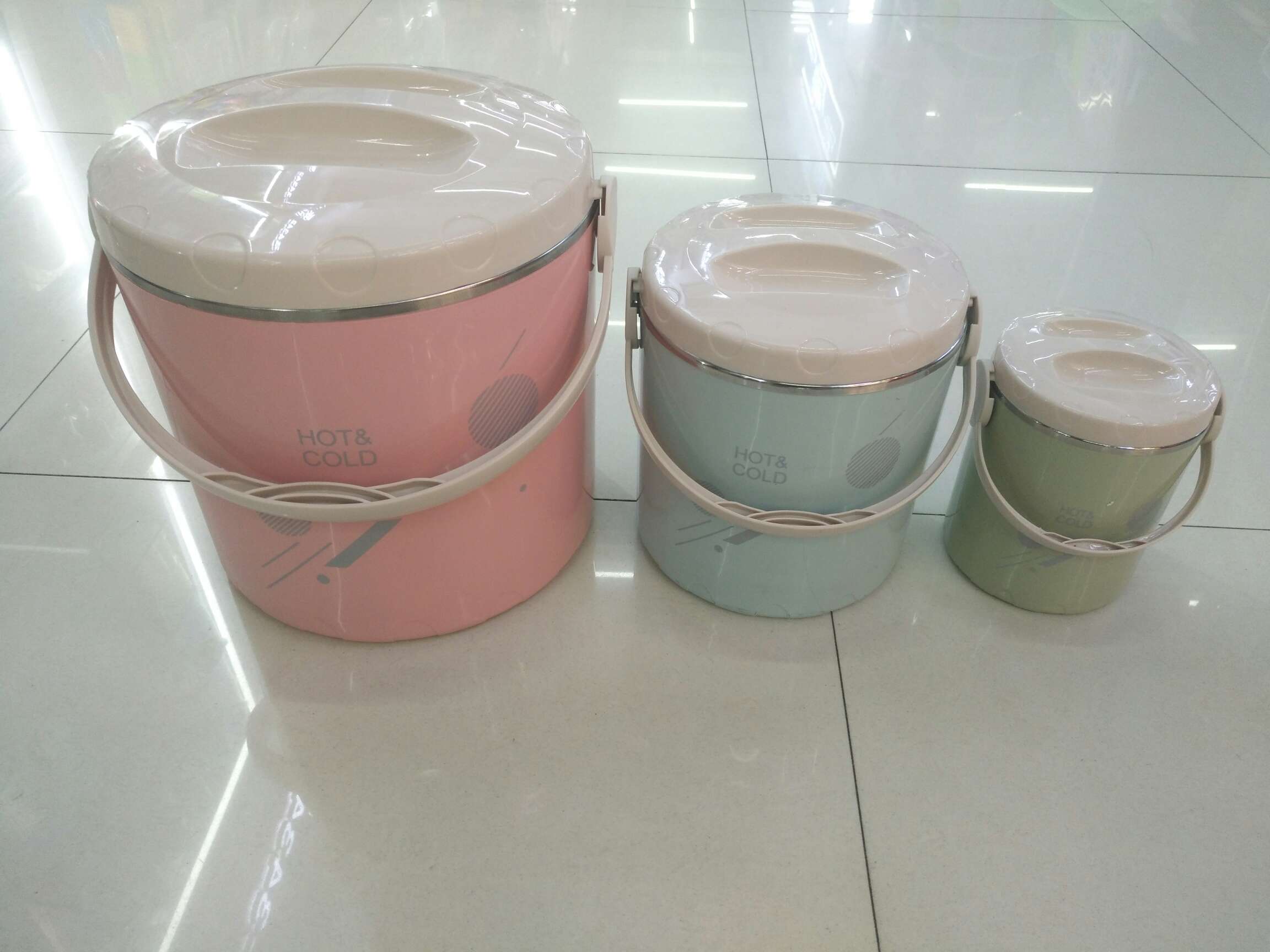 Insulated bucket set thumbnail