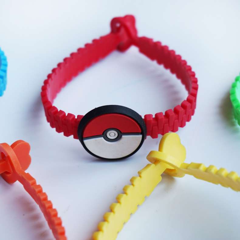 Cartoon PVC soft rubber children's wristband Specification image
