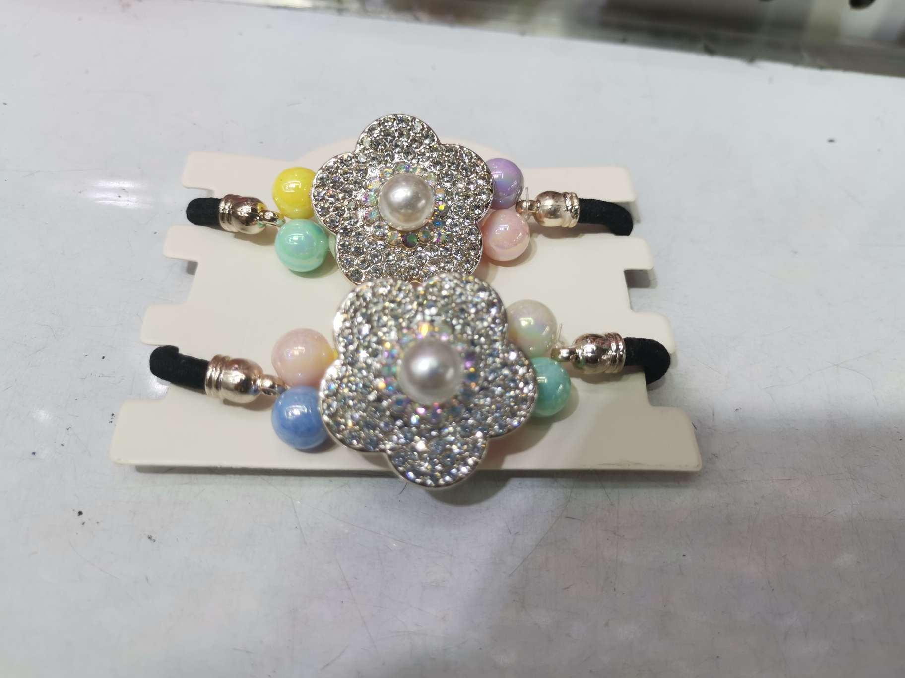 Beaded plum blossom Bead Bracelet (100 pieces per pack) thumbnail