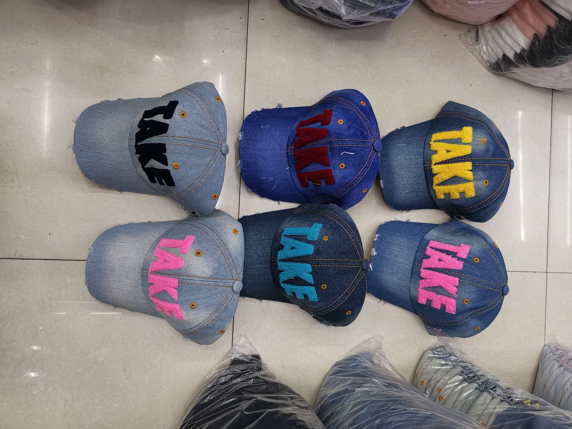 牛仔棒球帽绣花TAKE产品图