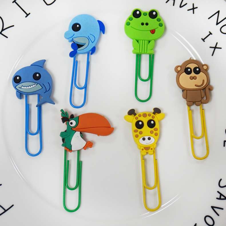 Animal cartoon paper clip bookmark thumbnail