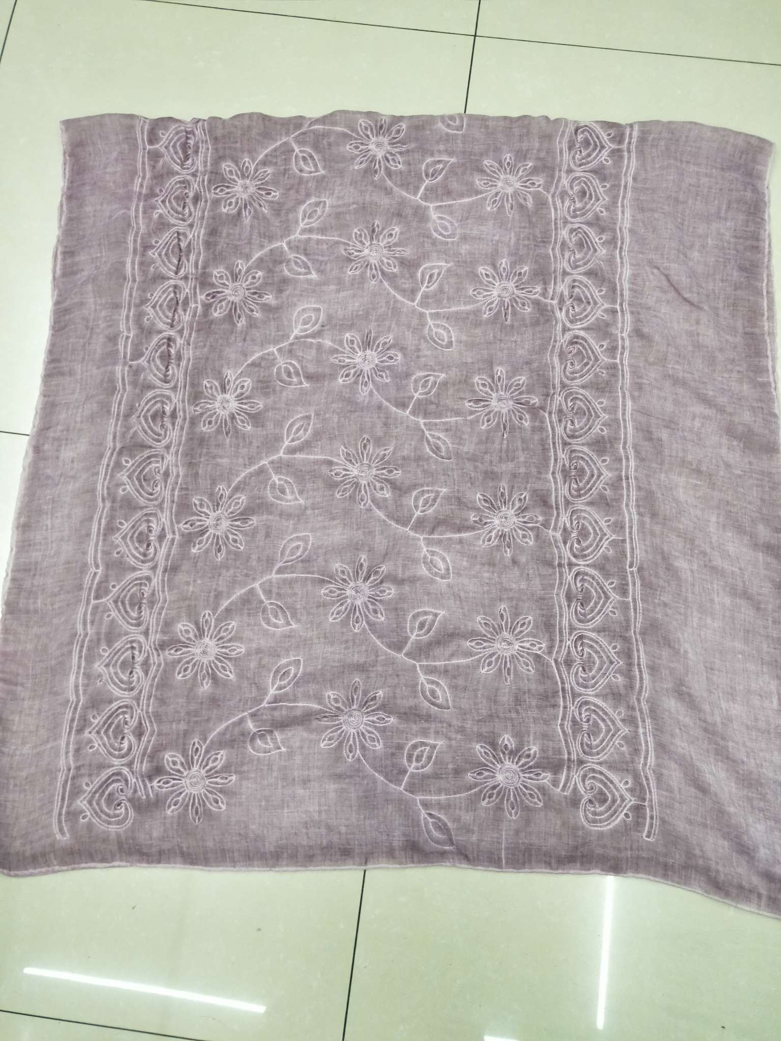 Stained Embroidered Scarf 9 Item Picture