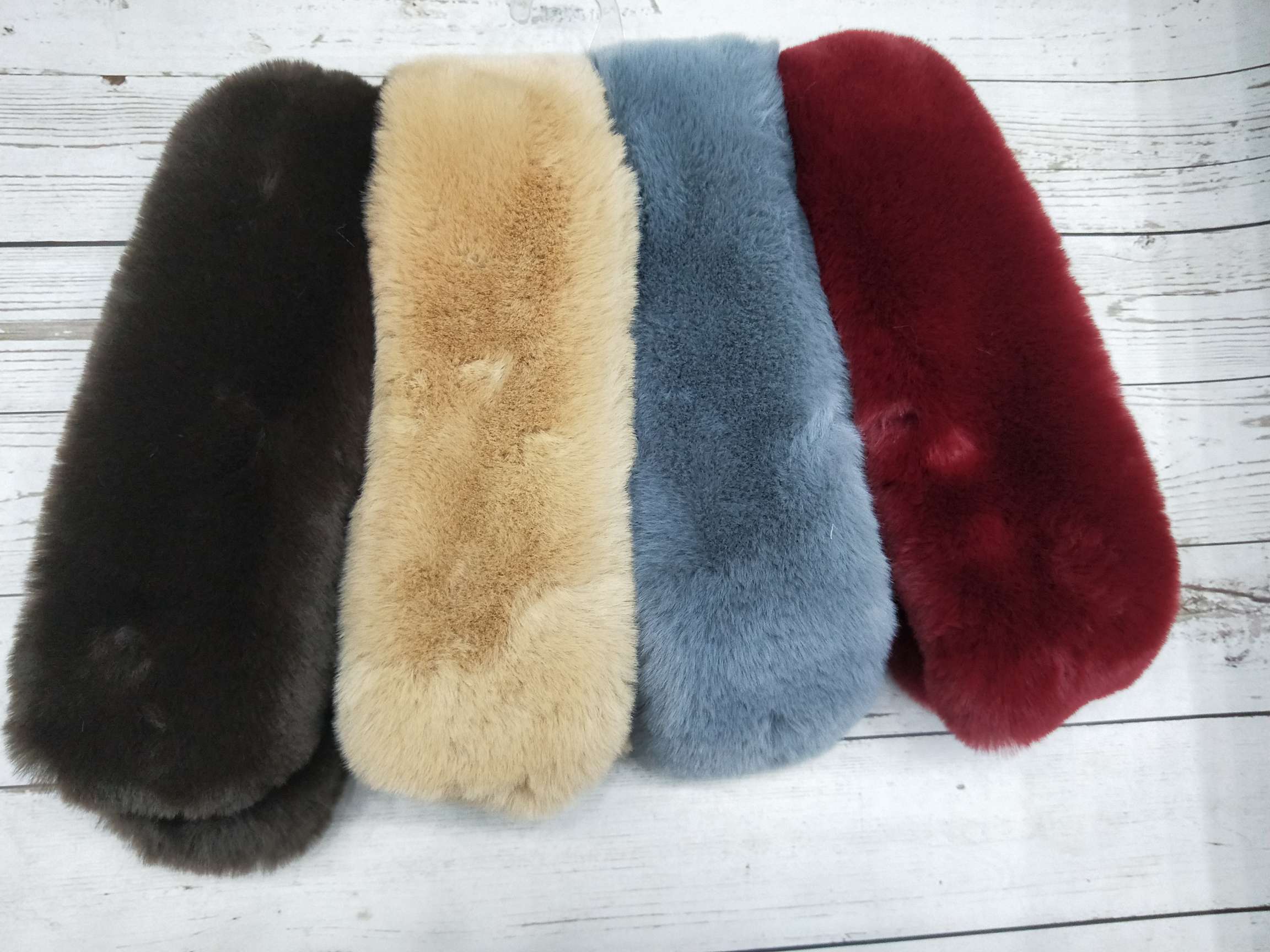 Autumn And Winter Japan And South Korea The Latest Popular Anti-Fur With Magnet Small Scarf Small Rabbit Hair Fashion Specification drawing