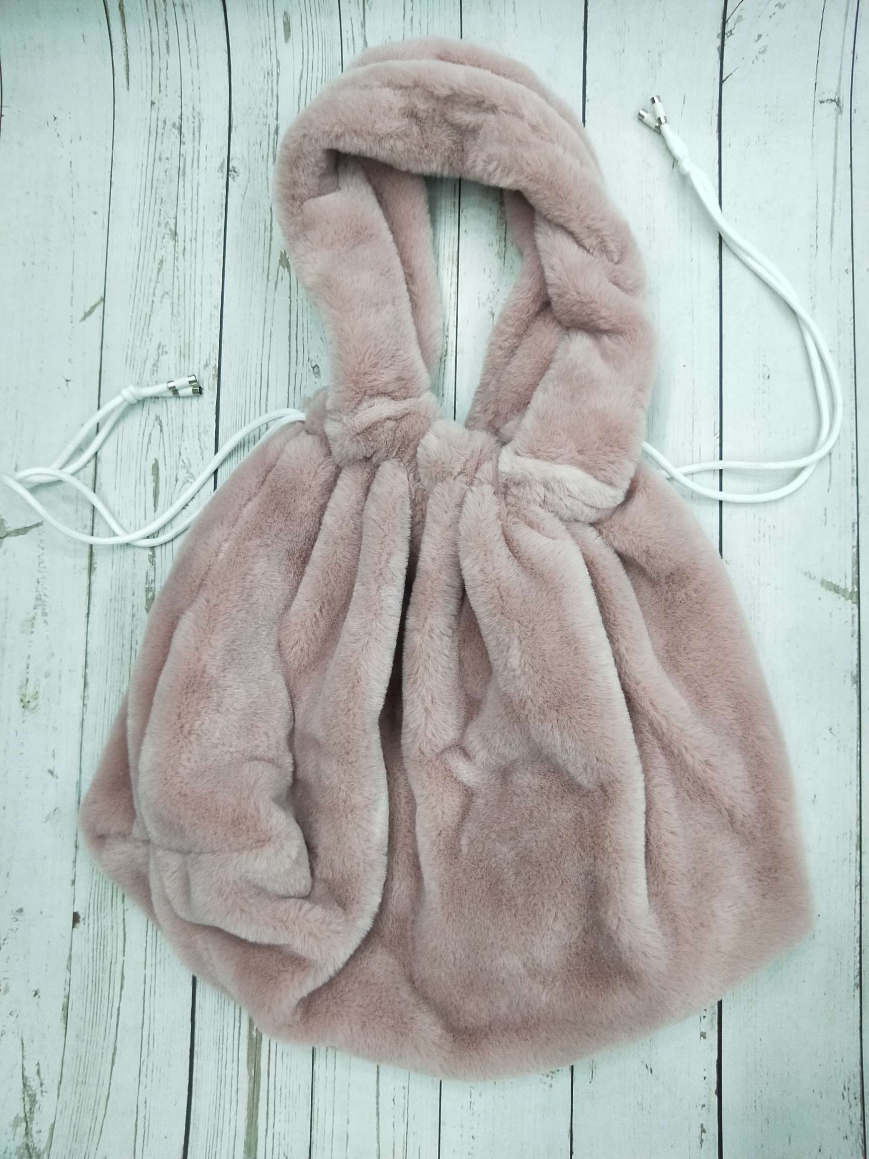 The Latest Fashion Autumn And Winter Japan And South Korea Version Imitation Fur Small Rabbit Hair Handbag 👜 Fashion Everything details Picture