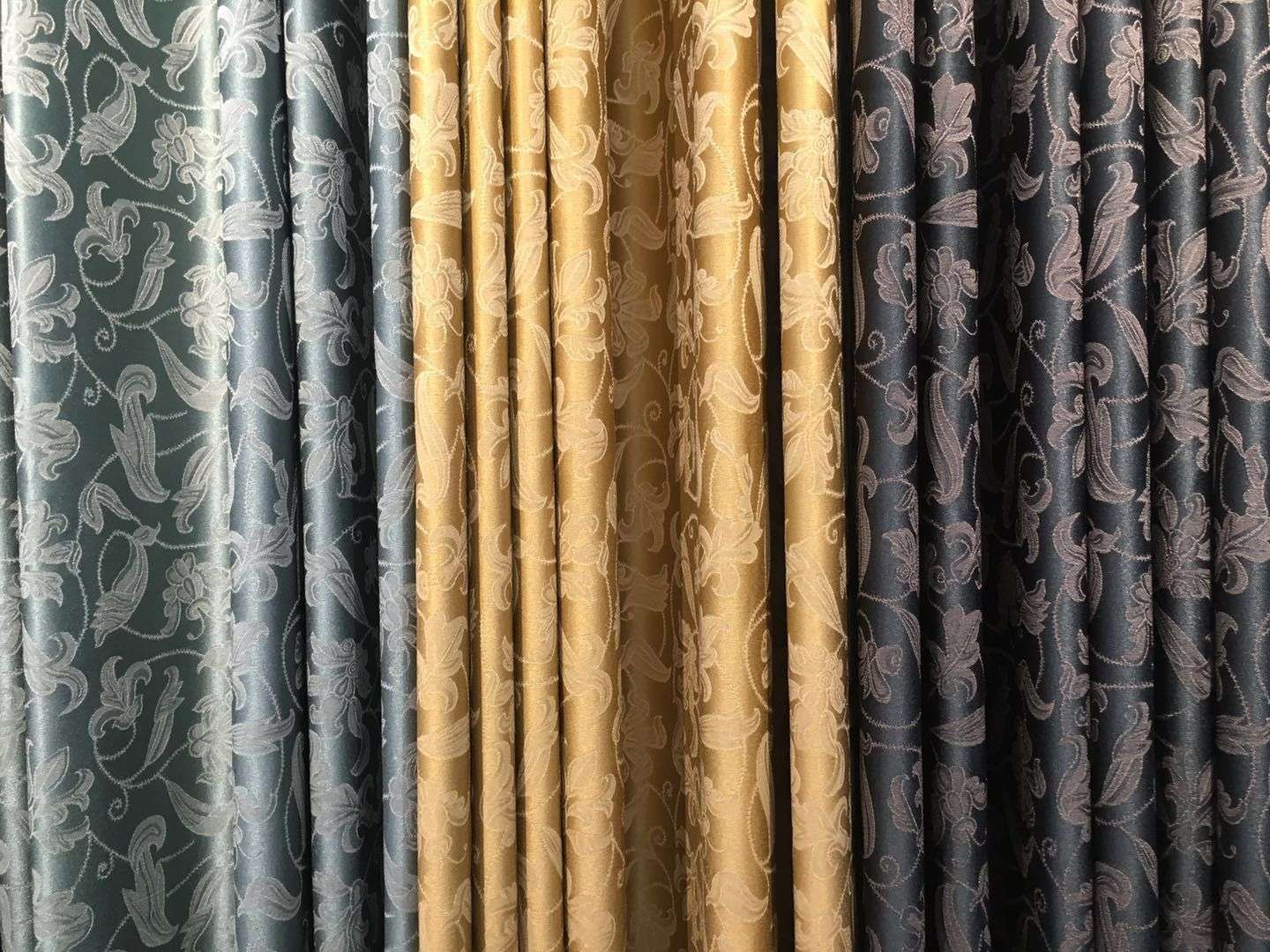 Jacquard blackout curtains