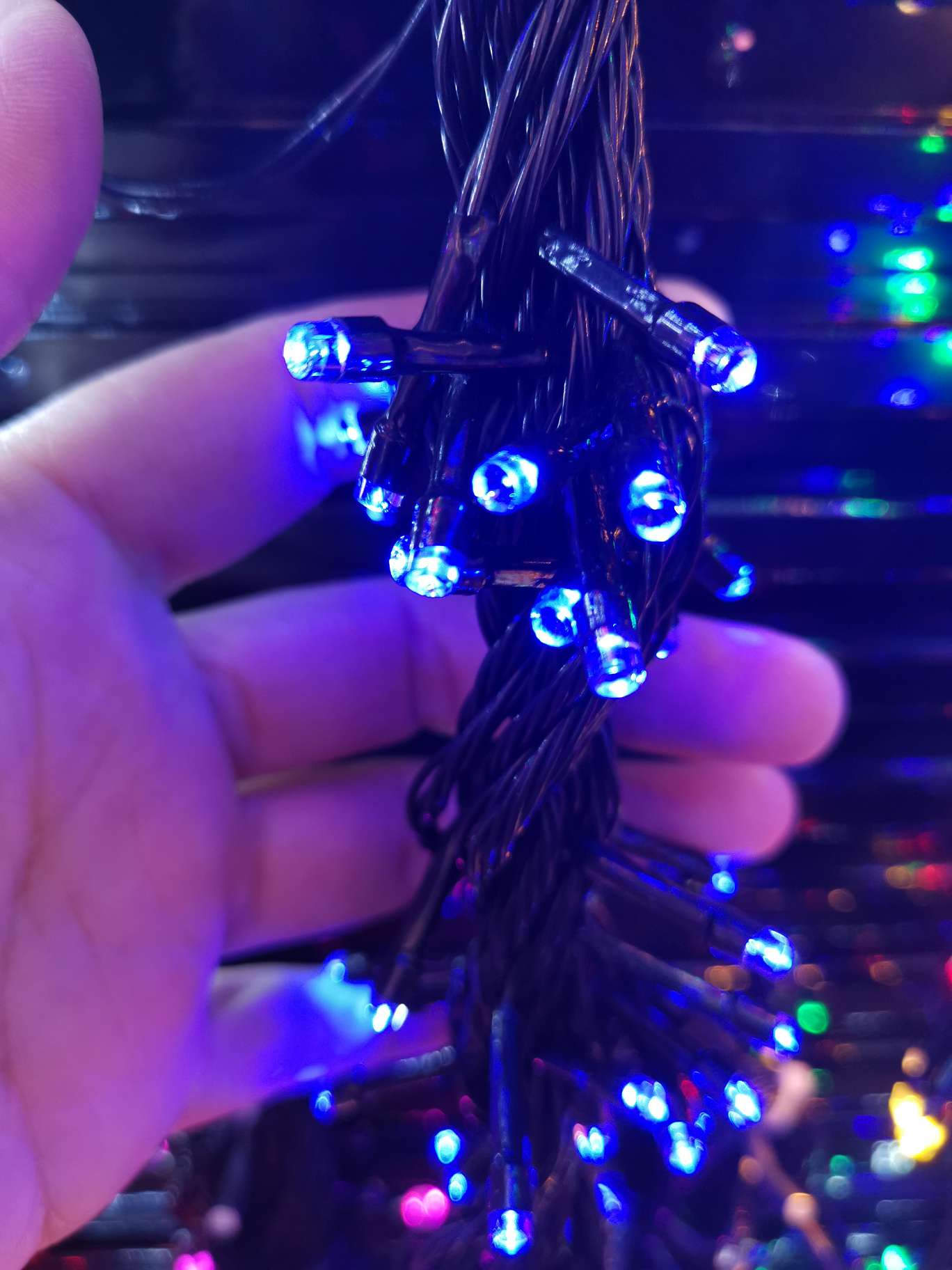 100 black LED blue light with a total length of 9 meters thumbnail