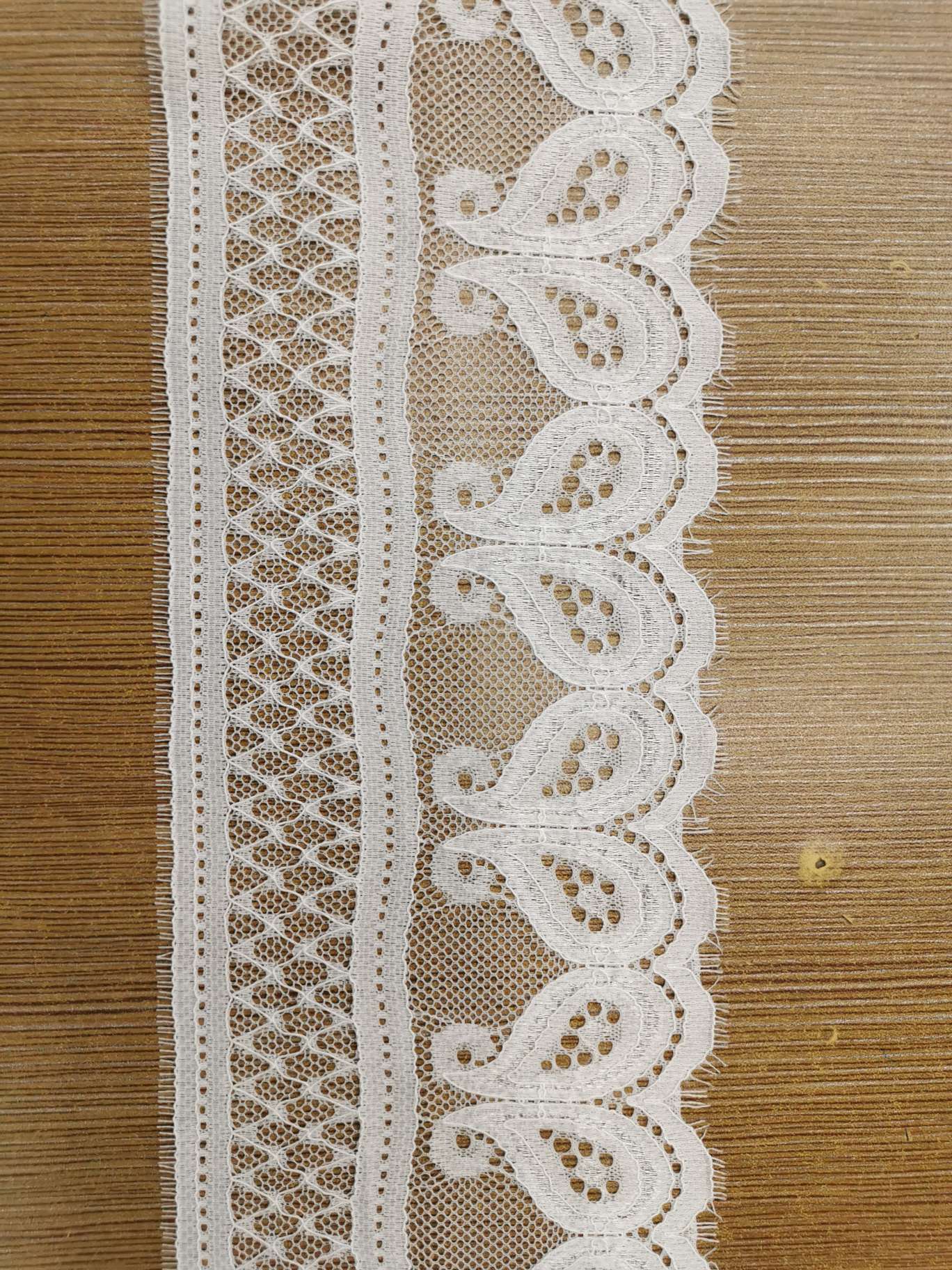 Lace 25
