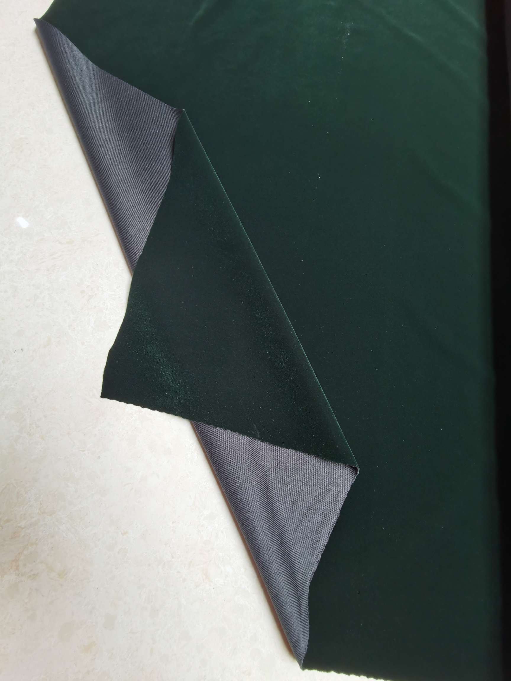 墨绿丝绒植绒布面料 适做大蝴蝶结发夹女网红后脑勺弹簧顶夹发卡头饰白底实物图