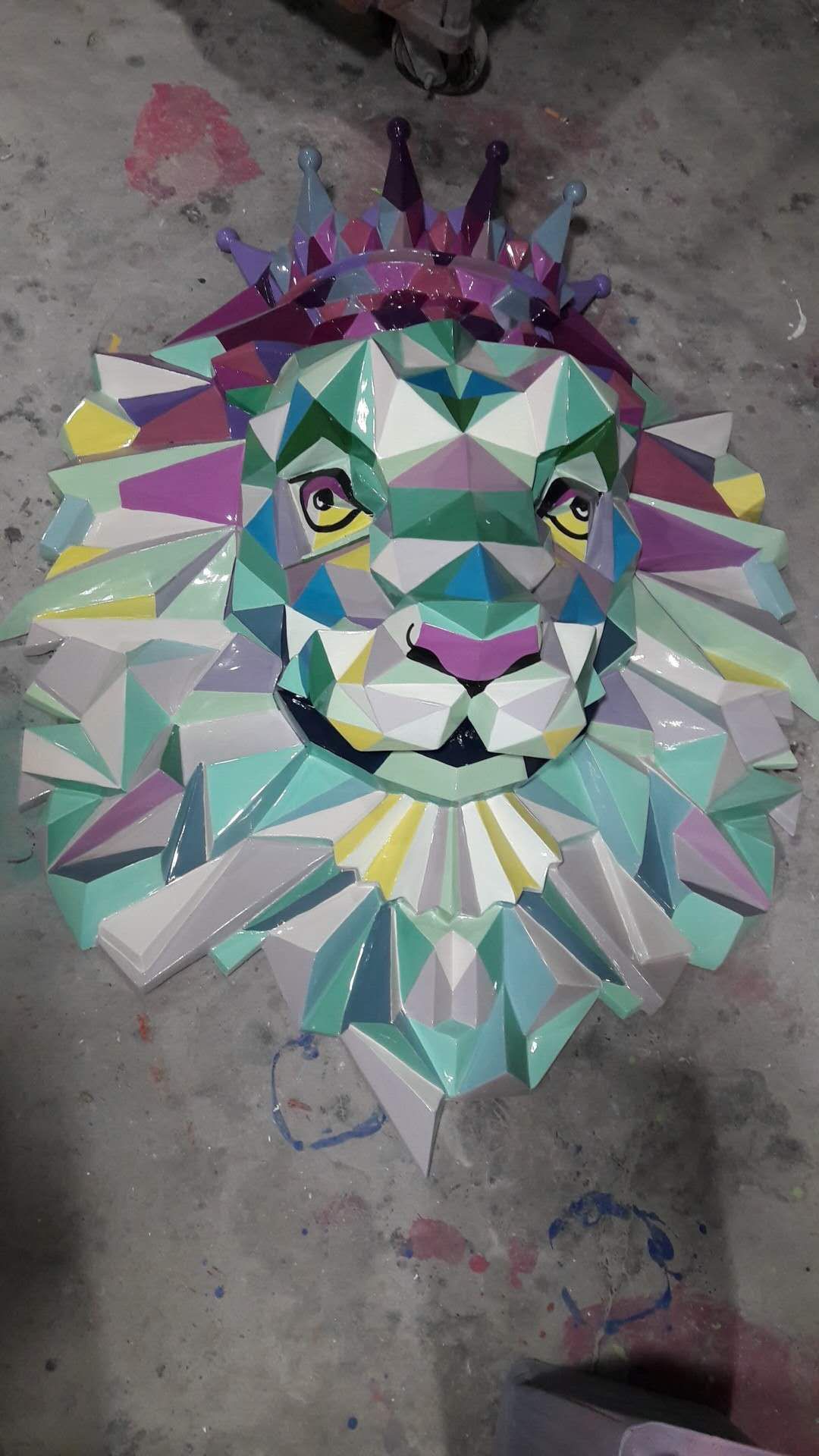 Home decoration wall hangers, lion head hangers, large color wall hangers, model room decoration, shopping mall decoration, 150*175*56 details Picture