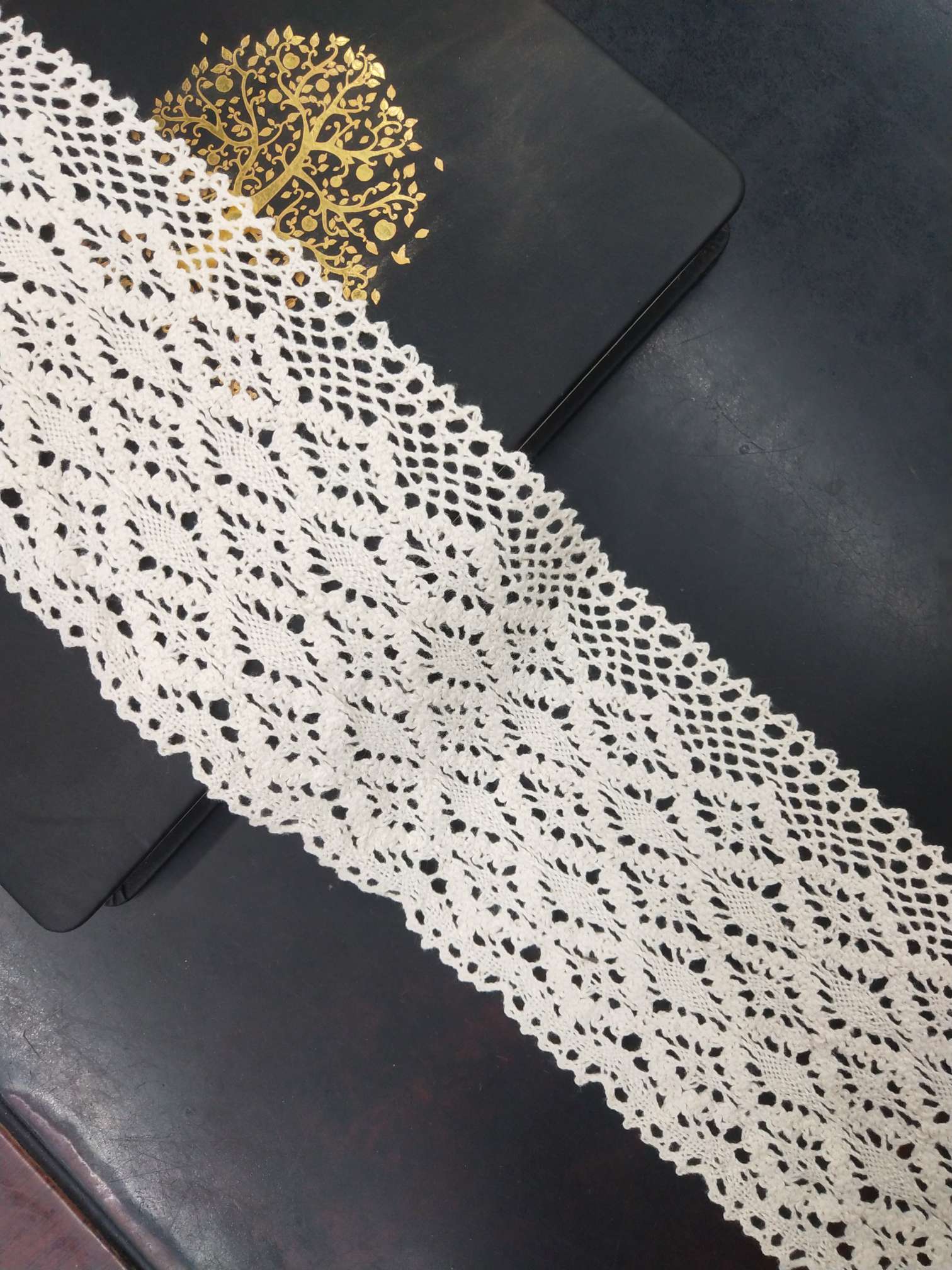 1068 cotton thread lace