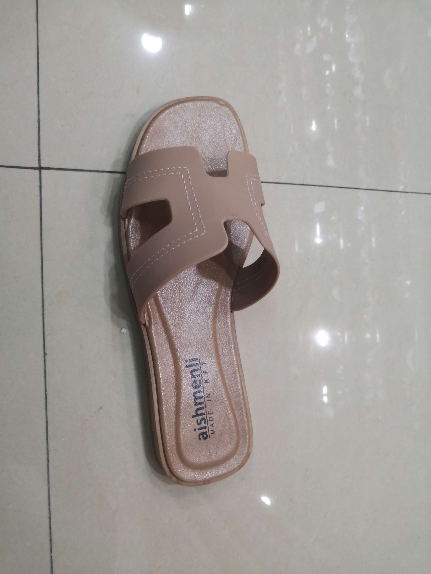 Fashion Slippers details Picture