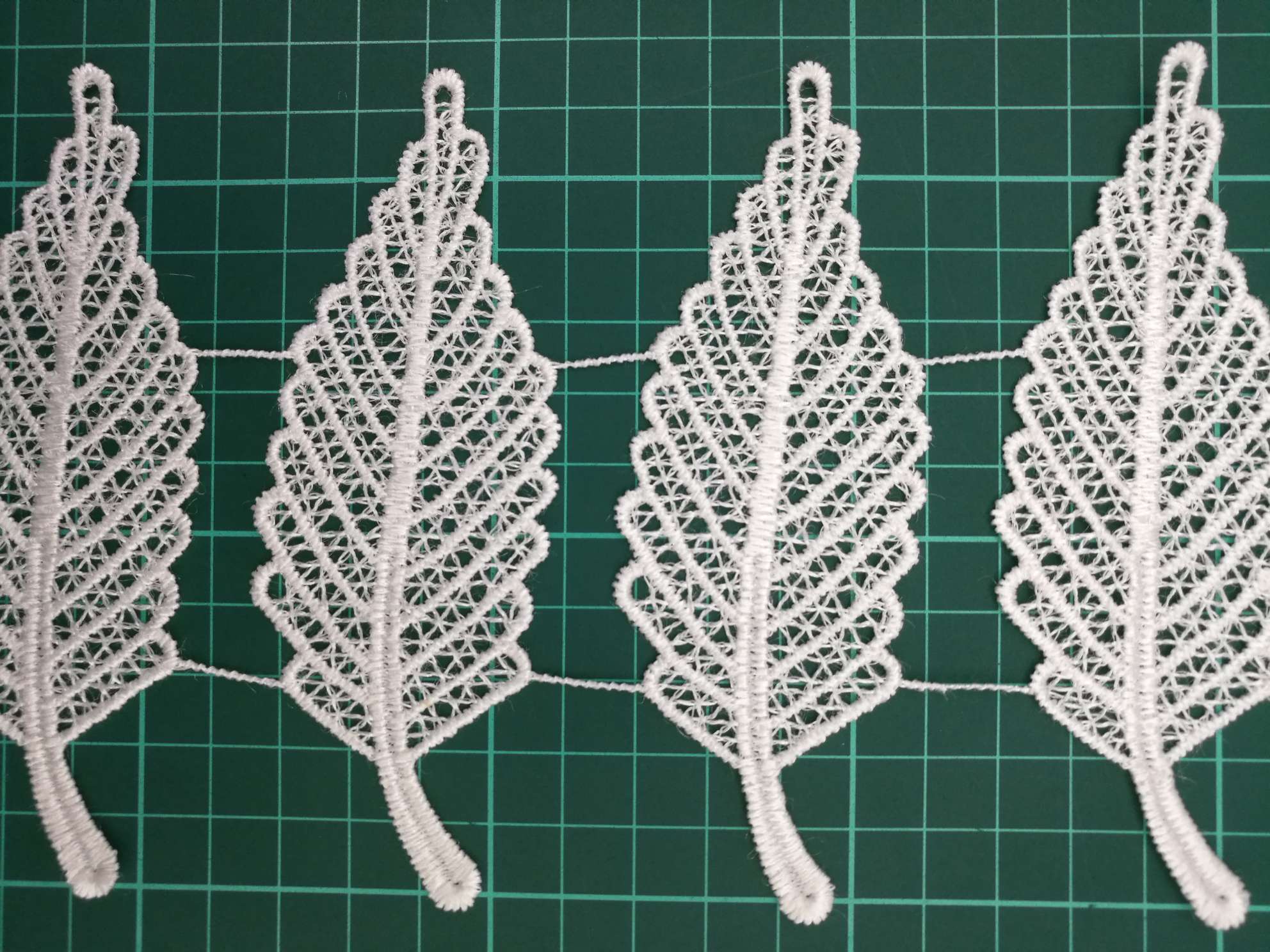 Nuevo encaje bordado soluble en agua, leaf lace details Picture